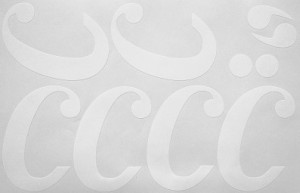 Наклейки буквы 10 см "С" белые, 1 лист