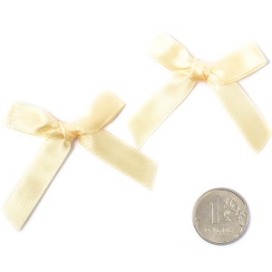 Бантик атласный 3,5см молочный, 100 шт. в уп.